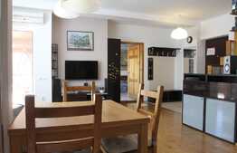 Apartament de vanzare 3 camere, 70 mp,garaj subteran! Zona VIVO!