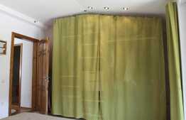 Apartament de vanzare 3 camere, 70 mp,garaj subteran! Zona VIVO!