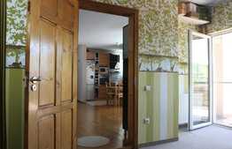 Apartament de vanzare 3 camere, 70 mp,garaj subteran! Zona VIVO!