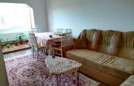 Apartament 4 camere, 75 mp, decomandat, parcare, zona strazii Aurel Vlaicu