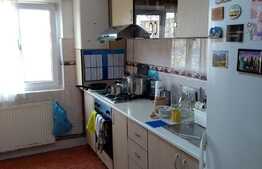 Apartament 4 camere, 75 mp, decomandat, parcare, zona strazii Aurel Vlaicu