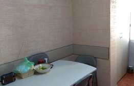 Apartament 4 camere, 75 mp, decomandat, parcare, zona strazii Aurel Vlaicu