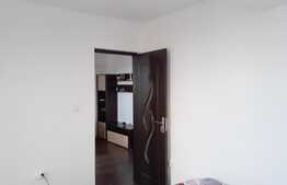 Apartament 3 camere, 56 mp, zona Hotel Gala