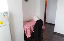 Apartament 3 camere, 56 mp, zona Hotel Gala