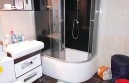 Apartament 3 camere, 56 mp, zona Hotel Gala