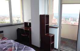 Apartament 3 camere, 56 mp, zona Hotel Gala