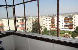 Apartament 2 camere, 53 mp, decomandat, zona strazii Nicolae Titulescu