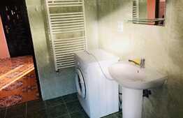 Apartament 2 camere, 70 mp, decomandat, parcare, zona Hotel Athos