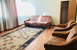 Apartament 2 camere, 70 mp, decomandat, parcare, zona Hotel Athos