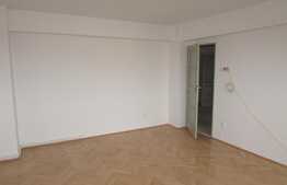 4 camere, renovat complet, partial mobilat, zona Piata Cipariu