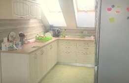 Apartament cu 3 camere, 74 mp, zona strazii Calea Turzii