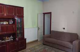 Apartament 2 camere, mobilat si utilat, curte interioara, zona strazii Horea