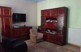 Apartament 2 camere, mobilat si utilat, curte interioara, zona strazii Horea