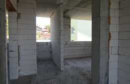 De vanzare casa individuala 250 mp utili, 985 mp teren, front 23 ml, zona linistita!