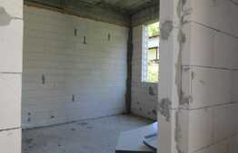 De vanzare casa individuala 250 mp utili, 985 mp teren, front 23 ml, zona linistita!