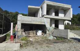 De vanzare casa individuala 250 mp utili, 985 mp teren, front 23 ml, zona linistita!