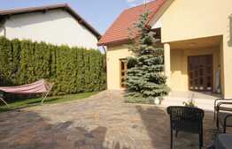 Casa individuala la cheie, 230 mp, 365 mp teren, zona de case!