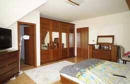 Casa individuala la cheie, 230 mp, 365 mp teren, zona de case!