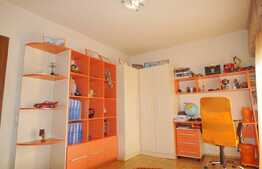 Casa individuala la cheie, 230 mp, 365 mp teren, zona de case!