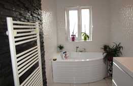 De vanzare apartament 3 camere, 79 mp! LUX!