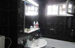 Apartament 4 camere, decomandat, 78 mp, etaj intermediar, zona strazii Primaverii