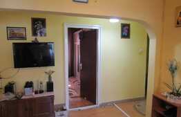 Apartament 4 camere, decomandat, 78 mp, etaj intermediar, zona strazii Primaverii