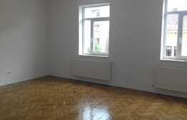 Apartament 3 camere, 92 mp, parcare, 2 boxe, zona strazii Horea