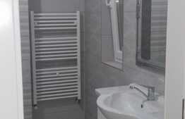 Apartament 3 camere, 92 mp, parcare, 2 boxe, zona strazii Horea