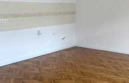 Apartament 3 camere, 92 mp, parcare, 2 boxe, zona strazii Horea