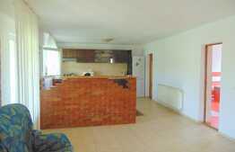 Oportunitate! Casa individuala, 240 mp, teren 2000 mp, zona Caianu Vama