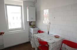 Apartament, 2 camere, decomandat, 50 mp, zona Piata Avram Iancu