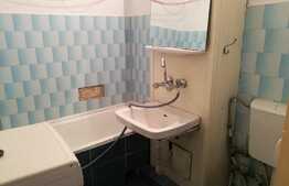 De vanzare garsoniera, 28 mp, etaj intermediar, zona strazii Parang