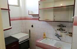 De vanzare garsoniera, 28 mp, etaj intermediar, zona strazii Parang