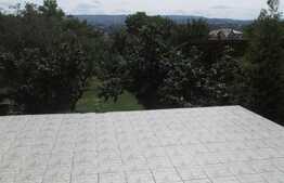 3 camere, imobil de tip casa, 2 terase, 2 parcari, gradina 58 mp, pod amenajat! Zona strazii Corneliu Coposu