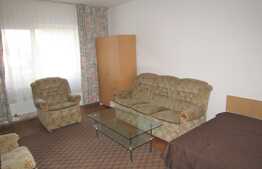 Garsoniera, 42 mp, decomandata, zona strazii Calea Floresti