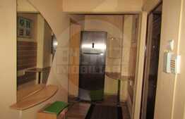 De vanzare apartament 3 camere, 60 mp, zona strazii Horea