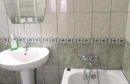 Apartament 3 camere, 75 mp, gradina, zona strazii Maramuresului