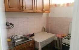 De vanzare garsoniera, 28 mp, balcon, zona Expo Transilvania