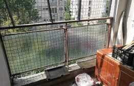 De vanzare garsoniera, 28 mp, balcon, zona Expo Transilvania