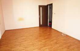 Garsoniera decomandata, 40 mp, zona strazii Eroilor!