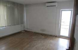 De vanzare casa individuala, 250 mp, teren 400 mp, front stradal 20 ml, zona linistita de case!