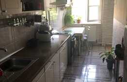 Apartament cu 2 camere, decomandat, etaj intermediar, boxa, parcare, zona Minerva