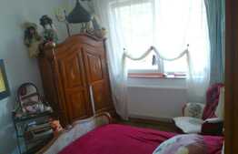 Apartament 3 camere, 60 mp, etaj intermediar, zona VIVO!