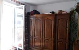 Apartament 3 camere, 60 mp, etaj intermediar, zona VIVO!