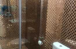 Apartament in vila, 3 camere, 70 mp, parcare, zona strazii Romul Ladea