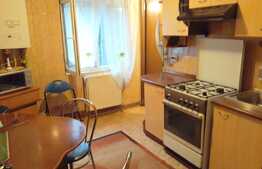 Apartament 3 camere, 90 mp, decomandat, zona strazii Bucuresti