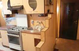 Apartament 3 camere, 90 mp, decomandat, zona strazii Bucuresti