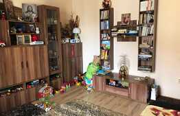 Garsoniera de vanzare, 37 mp, balcon, zona strazii Florilor!