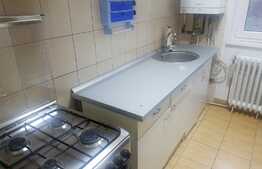 Apartament 3 camere, 68 mp, decomandat, zona strazii Parang