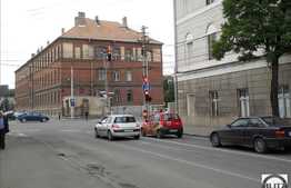 Apartament in zona centrala, ideal pentru investitie!Cu loc de parcare inclus!